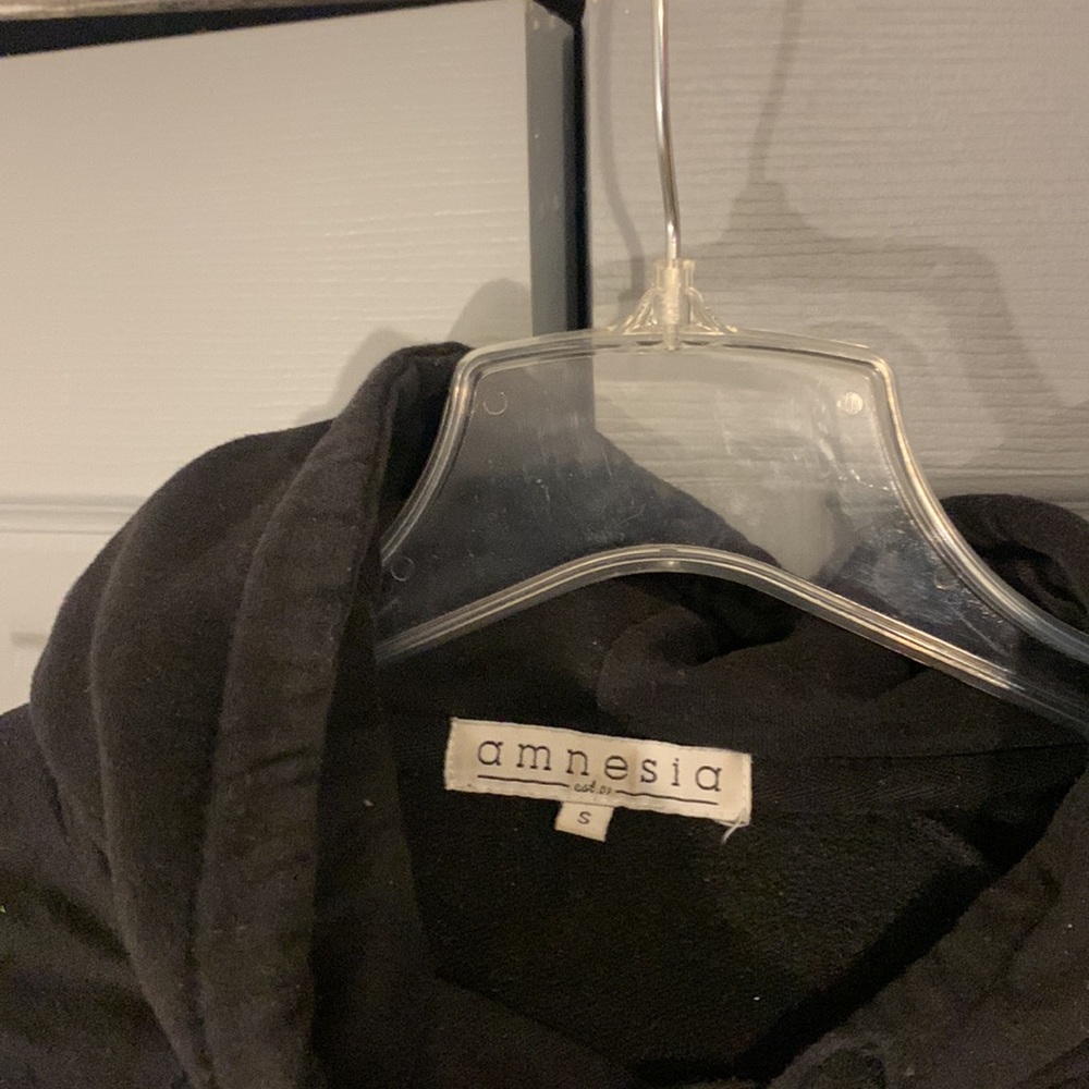 BLACK HOODIE - Picture 3 of 3